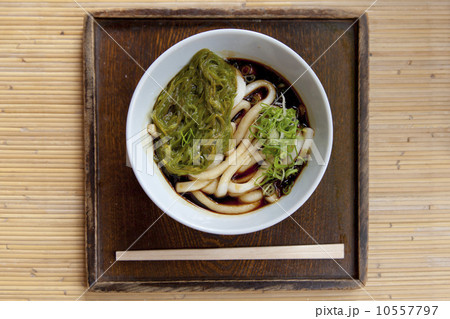 伊勢うどん（めかぶ入り） 10557797