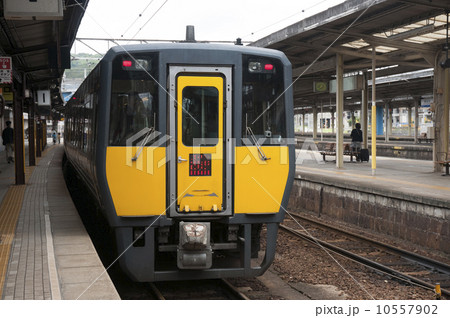 特急列車 特急列車 10557902
