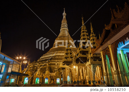 Shwedagon pagoda in Yangon, Burma (Myanmar) at night Shwedagon pagoda in Yangon, Burma (Myanmar) at night 10558250