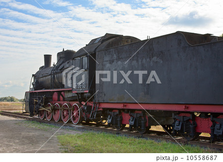 Vintage steam locomotive 10558687