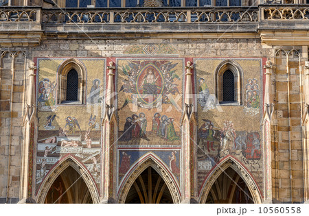 st. vitus cathedral in prague czech republic 10560558