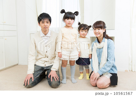 4人家族 4人家族 10561567