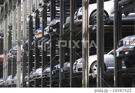 Car dealership 10567522