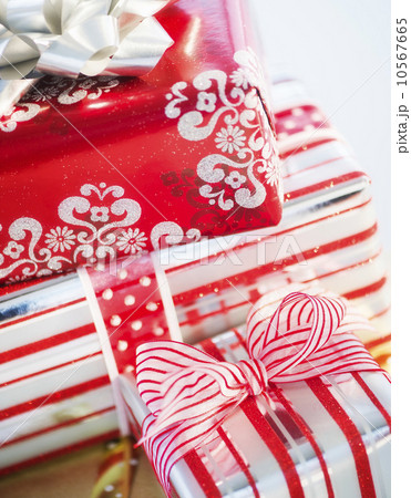 Studio Shot christmas gifts 10567665