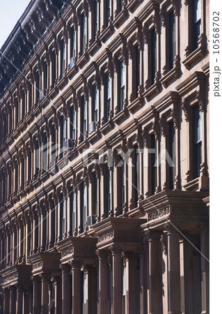 Attached housing 10568702