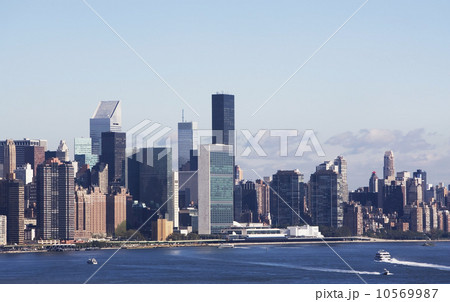 Cityscape with Trump World Tower 10569987