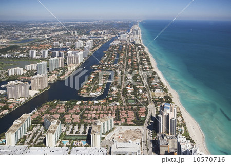 USA, Florida, Miami cityscape as seen from air USA, Florida, Miami cityscape as seen from air 10570716