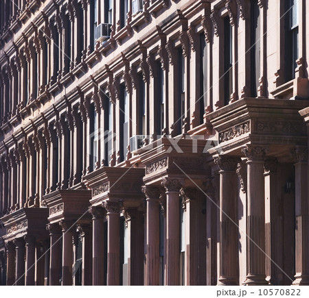 Attached housing 10570822