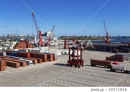 Commercial dock 10571658