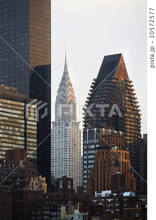 USA, New York State, New York City, Manhattan, Skyscrapers and Chrysler Building 10572577