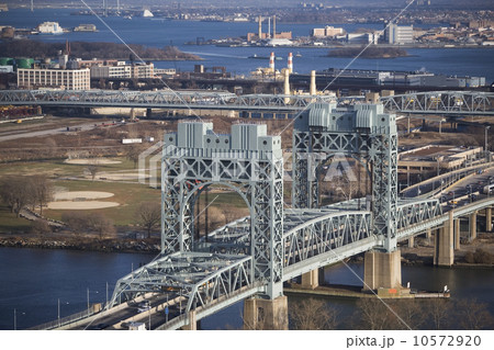USA, New York State, New York City, Triboro Bridge 10572920