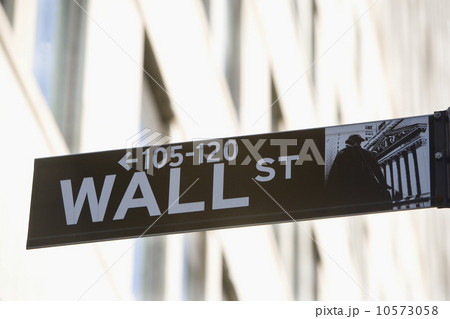 USA, New York state, New York city, close-up of Wass Street name sign 10573058