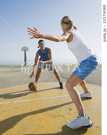 Basketball players Basketball players 10574086