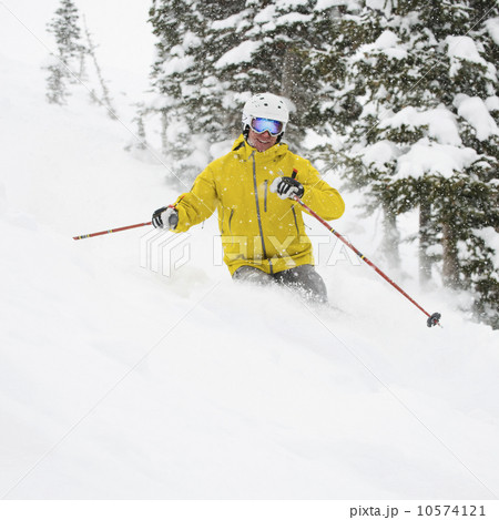 A downhill skier 10574121