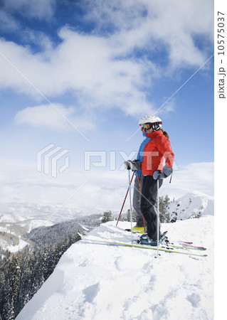 Two downhill skiers Two downhill skiers 10575037