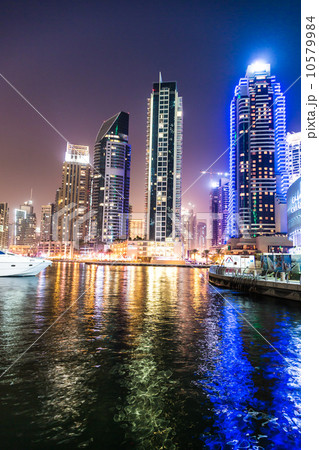 Dubai Marina cityscape, UAE 10579984