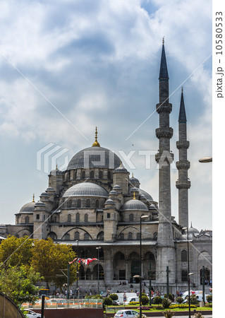 The Blue Mosque, (Sultanahmet Camii), Istanbul, Turkey 10580533