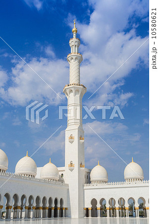 Abu Dhabi Sheikh Zayed White Mosque 10580621
