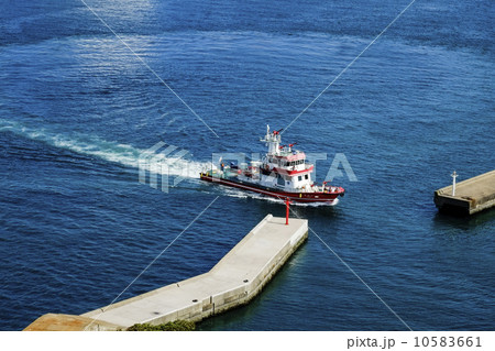 港湾 港湾 10583661