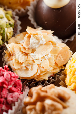 chocolate candy chocolate candy 10595725