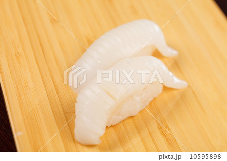 nigiri sushi nigiri sushi 10595898