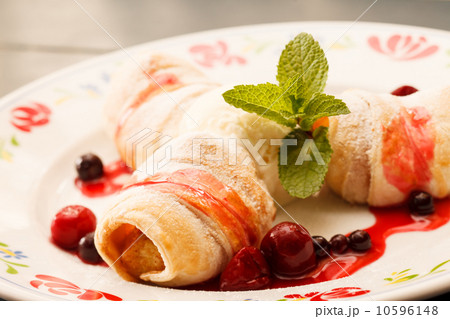 buns with cherry buns with cherry 10596148