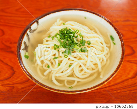 宮古島名物 「宮古そば」 10602569