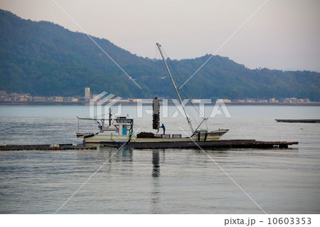 宮島　かき船 10603353