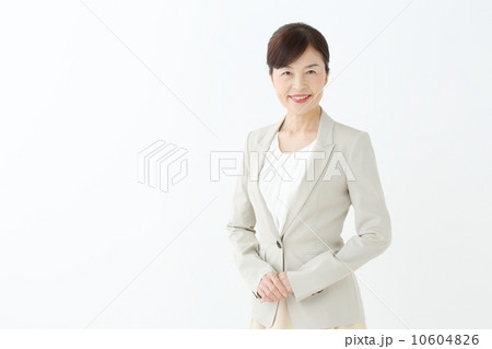 シニア女性 10604826