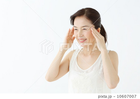 美容・シニア女性 10607007