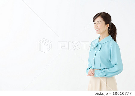 シニア女性 10610777
