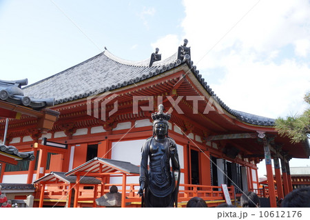 六波羅蜜寺の十一面観音立像 10612176