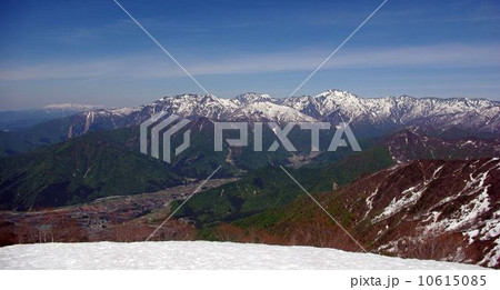 金城山より越後三山 10615085