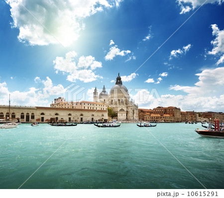 Grand Canal and Basilica Santa Maria della Salute, Venice, Italy Grand Canal and Basilica Santa Maria della Salute, Venice, Italy 10615291