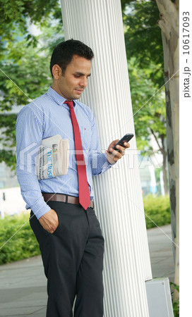 Office wear with Singapore skyline Office wear with Singapore skyline 10617093
