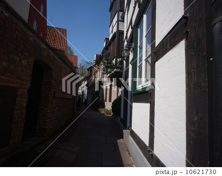 シュノーア街の裏道 10621730