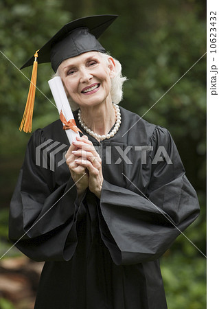 Senior graduate 10623432
