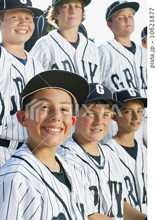 USA, California, Ladera Ranch, portrait of little league players (aged 10-11) USA, California, Ladera Ranch, portrait of little league players (aged 10-11) 10623877