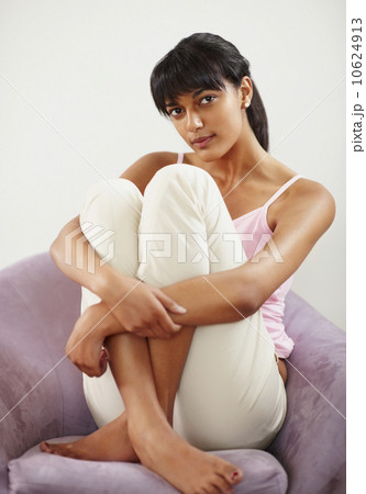 Young woman relaxing 10624913