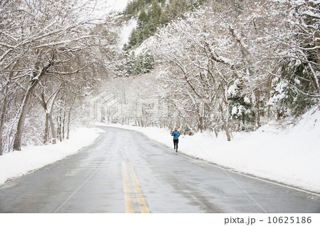 Woman jogging in winter  10625186