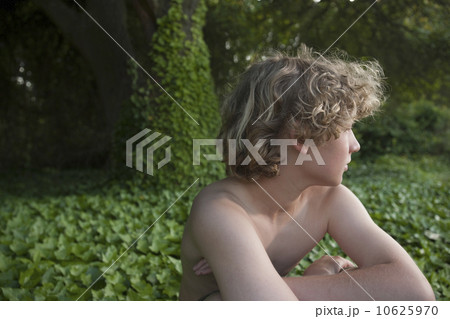 Shirtless Boy 10625970
