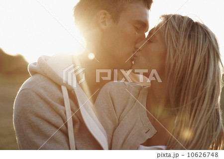 Couple kissing 10626748