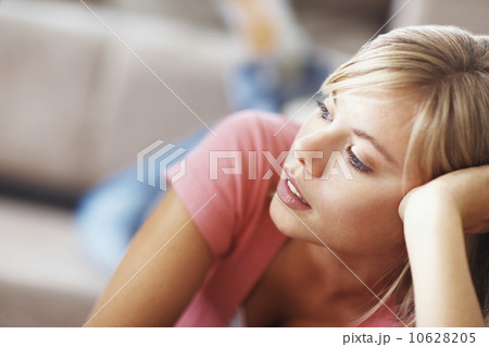 Portrait of young blonde woman Portrait of young blonde woman 10628205