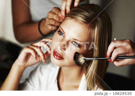 Fashion model being styled 10629330