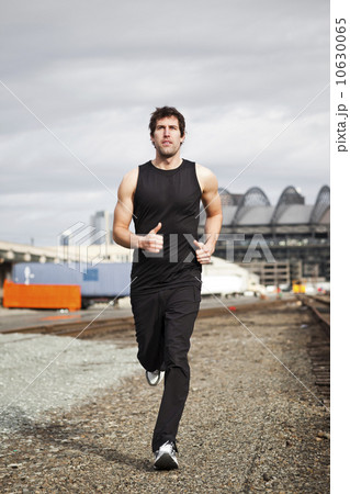 USA, Washington, Seattle, man jogging USA, Washington, Seattle, man jogging 10630065