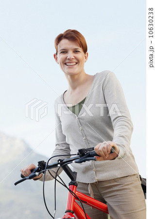 Smiling cyclist 10630238