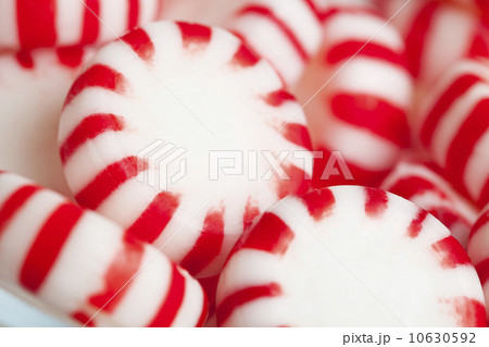 Red and white candies, studio shot 10630592