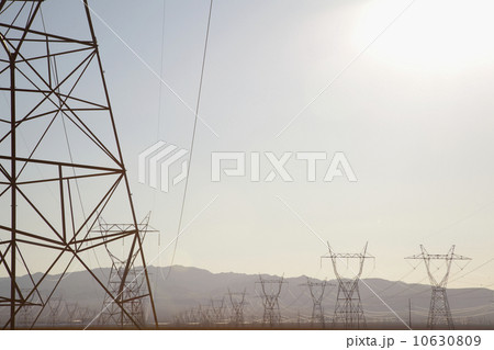 USA, Nevada, electricity pylons 10630809
