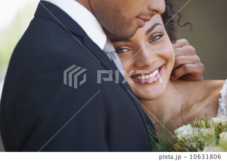 Portrait of newlywed couple 10631806