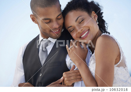 Portrait of newlywed couple Portrait of newlywed couple 10632018